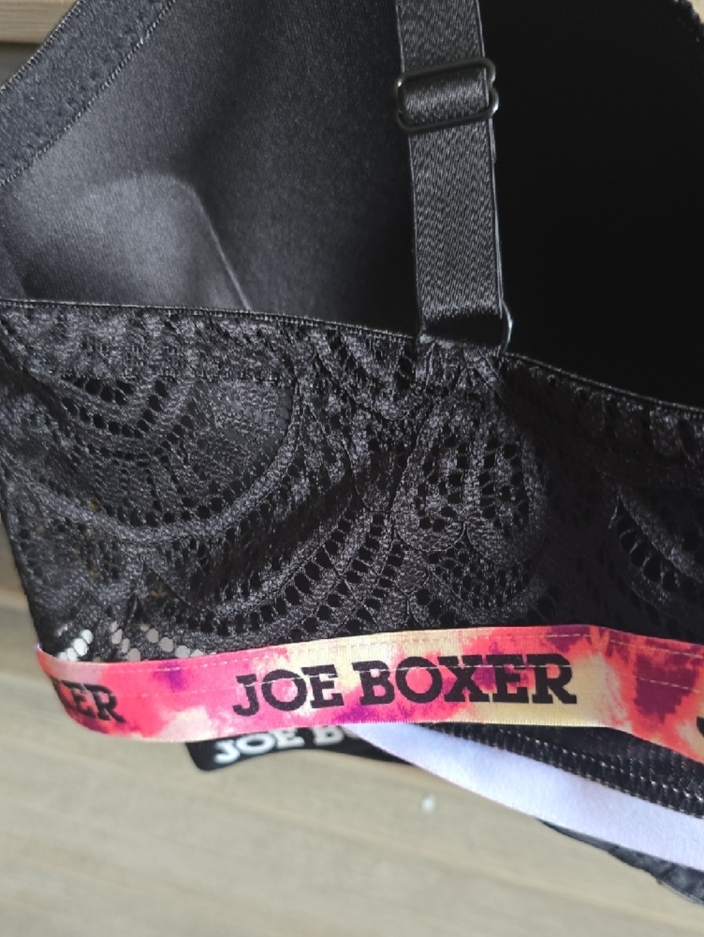 Joe Boxer Pink, Cream & Black Lace Push-Up Bra - Picture 12 of 15